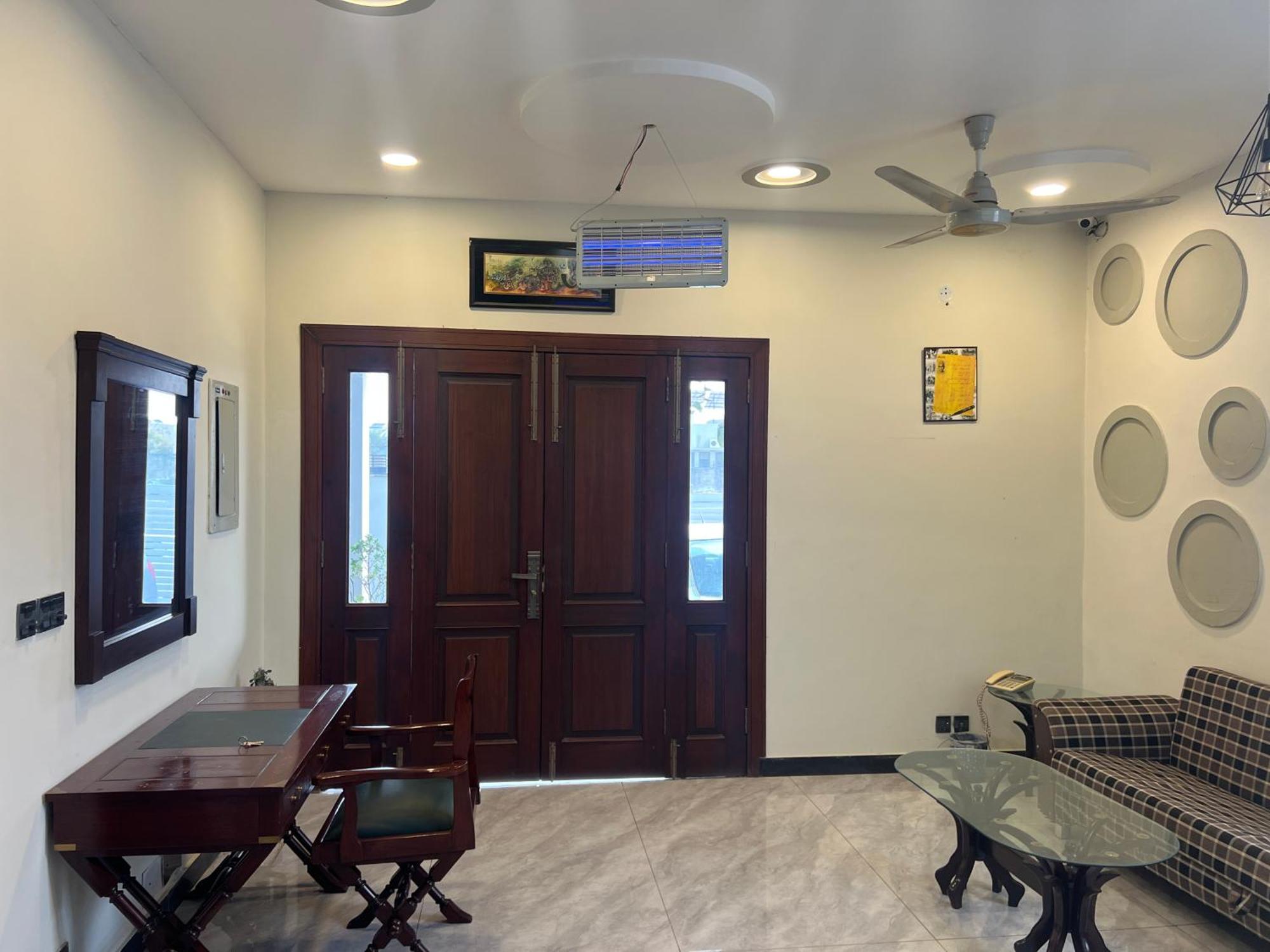 Deluxe King Room In Silverscape Residence Rawalpindi Extérieur photo