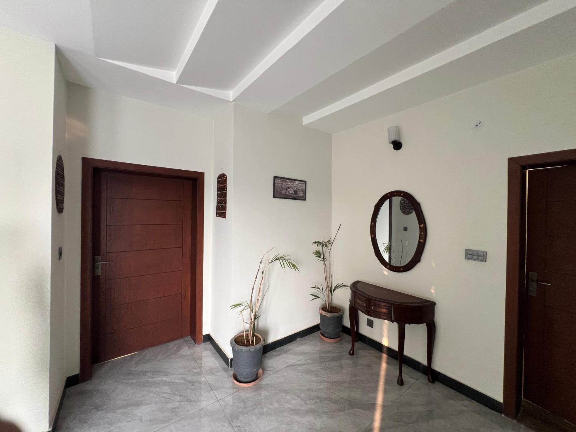 Deluxe King Room In Silverscape Residence Rawalpindi Extérieur photo