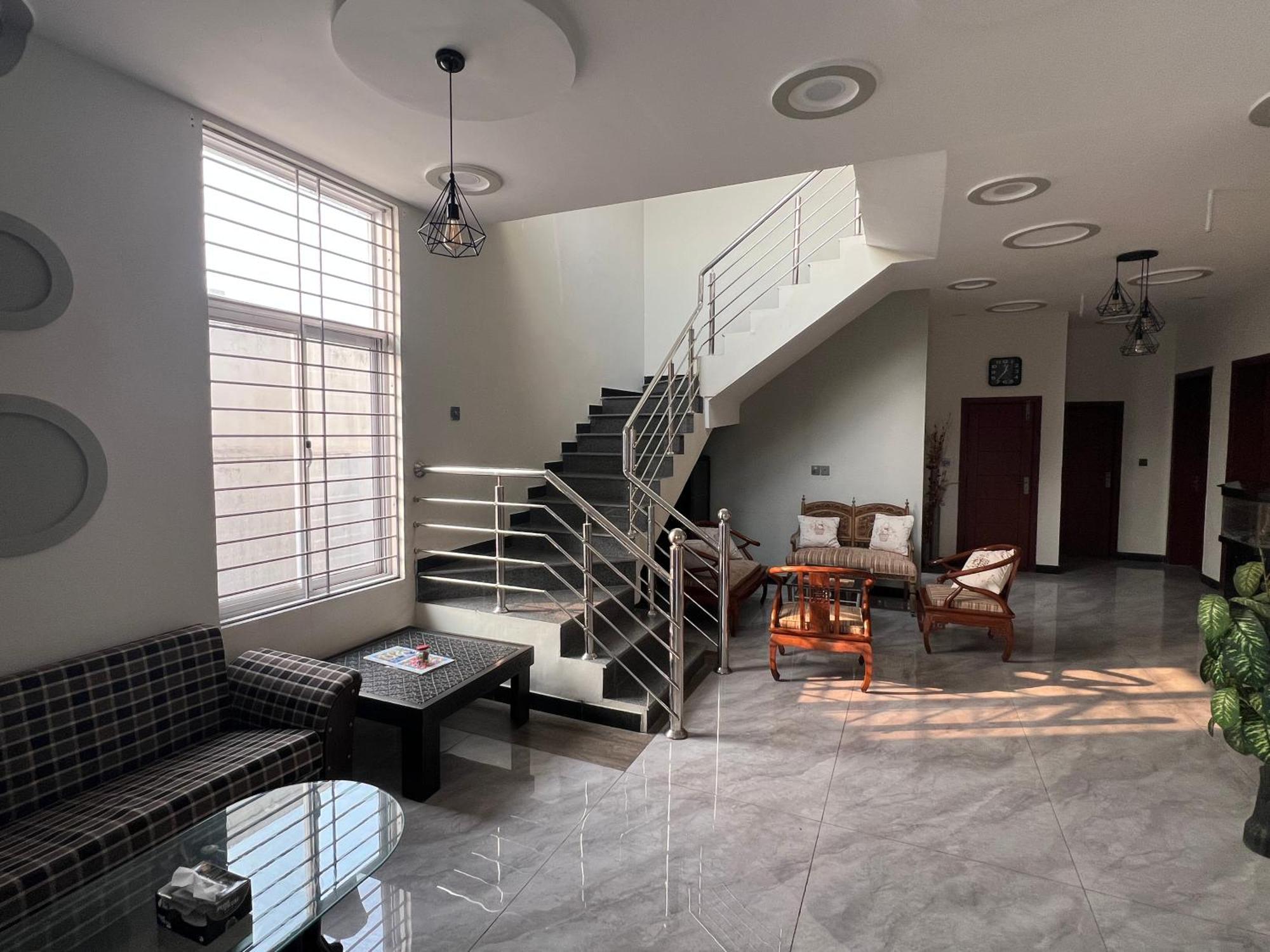 Deluxe King Room In Silverscape Residence Rawalpindi Extérieur photo