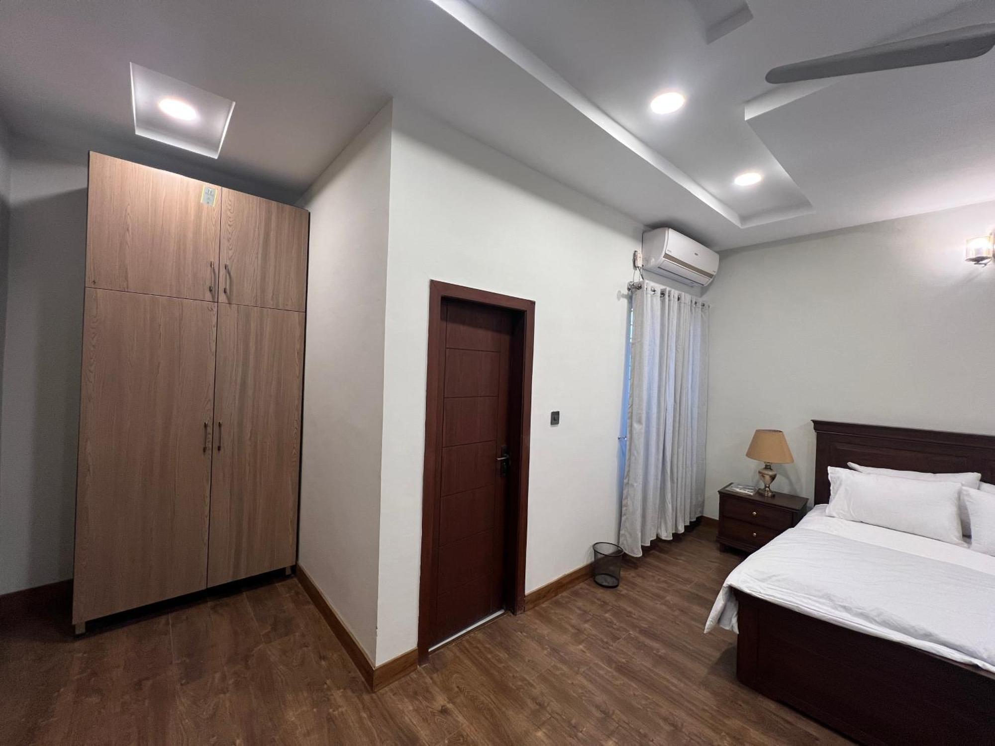 Deluxe King Room In Silverscape Residence Rawalpindi Extérieur photo
